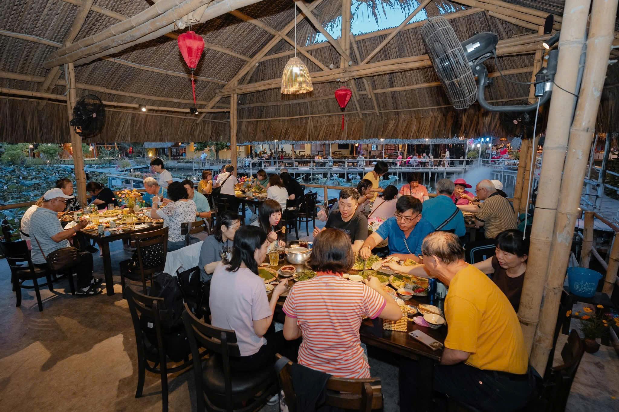 Cơm Đoàn